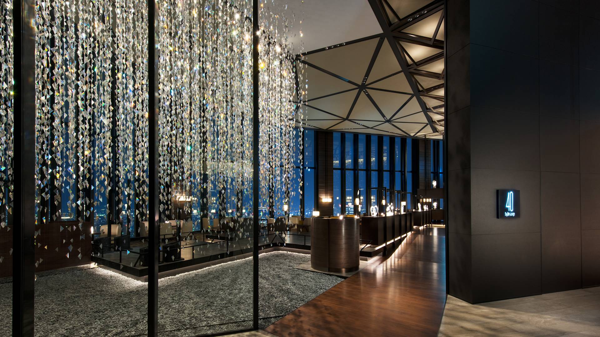40 Sky Bar and Lounge | Conrad Osaka